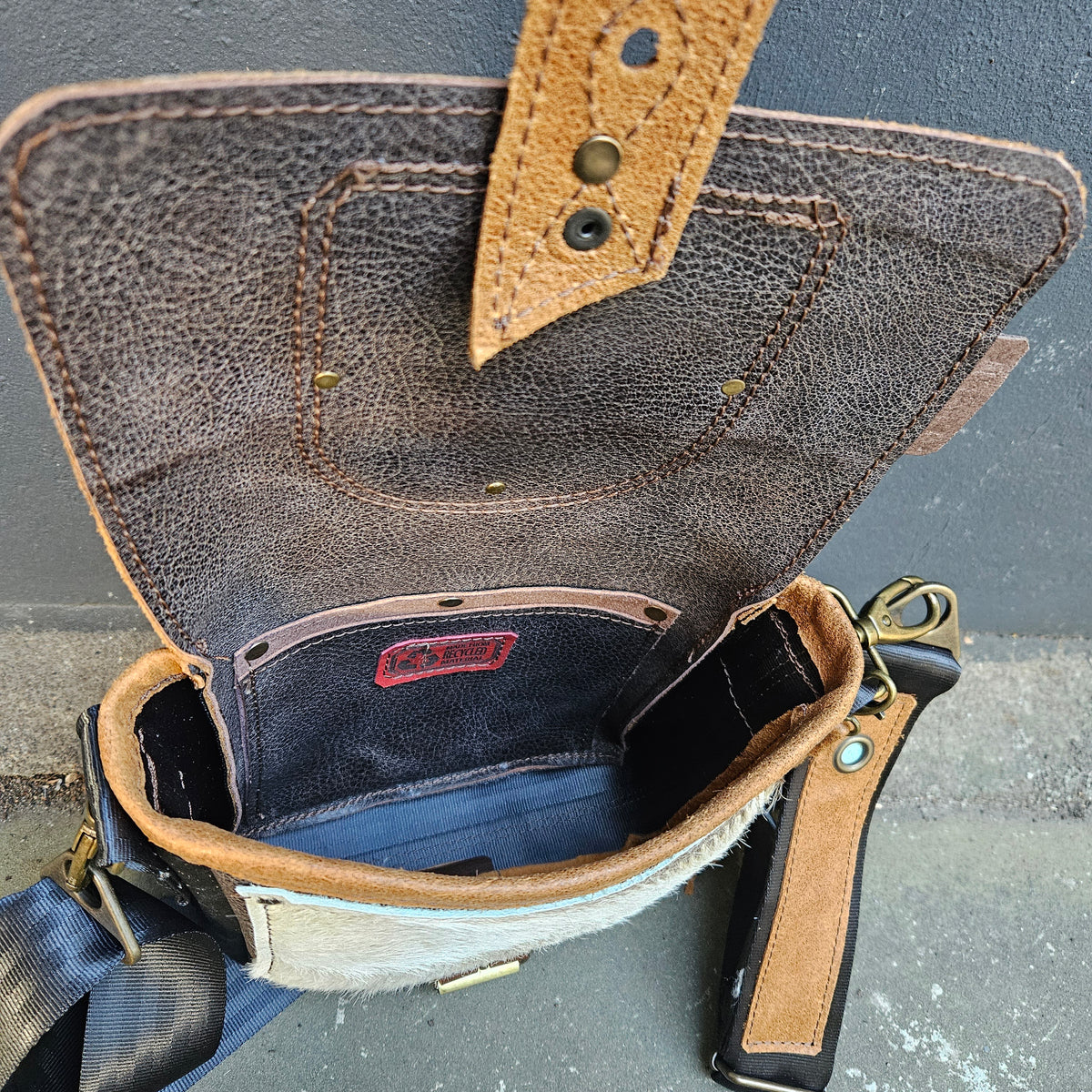 Gordeltas mini bruin vacht