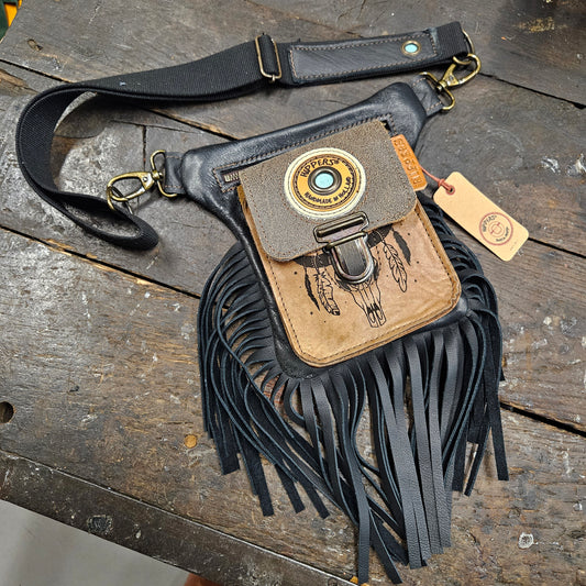 Luxe Hippers zwart Ibiza skull franje