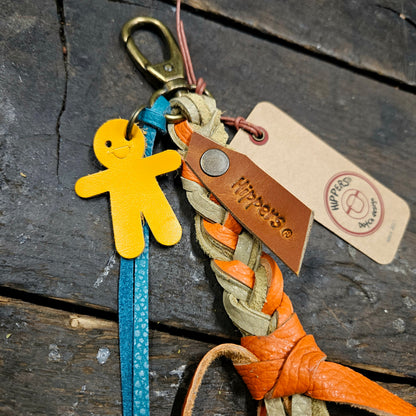 Hippers tas/sleutelhanger oranje creme