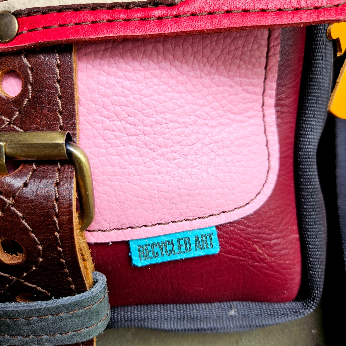 Gordeltas mini rood roze