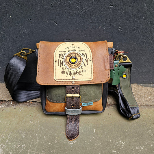 Gordeltas mini bruin groen