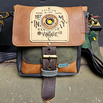 Gordeltas mini bruin groen