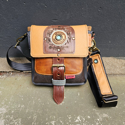 Gordeltas mini bruin