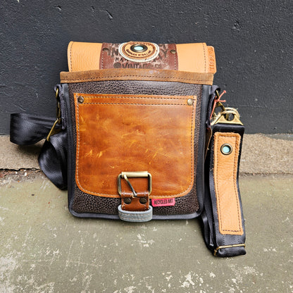 Gordeltas mini bruin