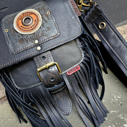Gordeltas mini zwart franje