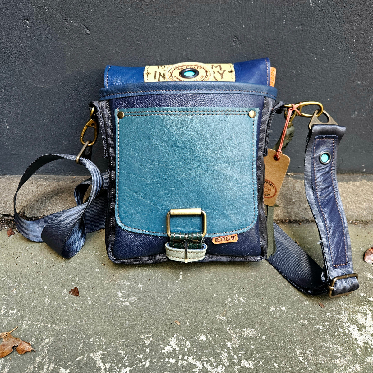 Gordeltas mini blauw aqua