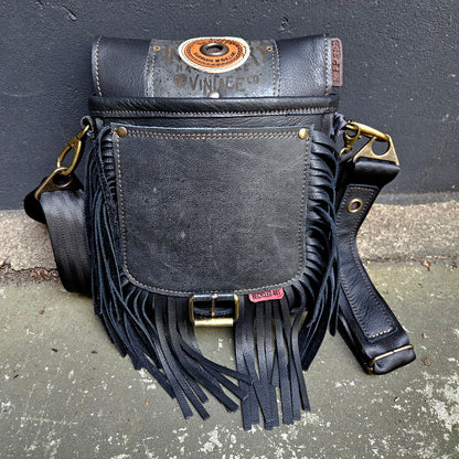 Gordeltas mini zwart franje