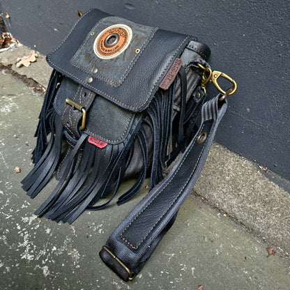 Gordeltas mini zwart franje