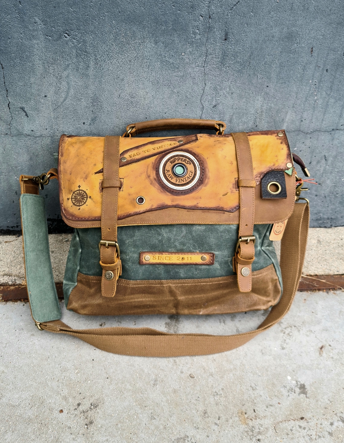 Raw Vintage schoudertas laptoptas leer canvas groen