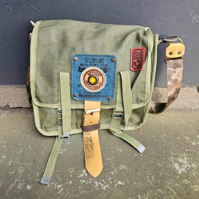 Hippers Pukkeltas petrol geel 1